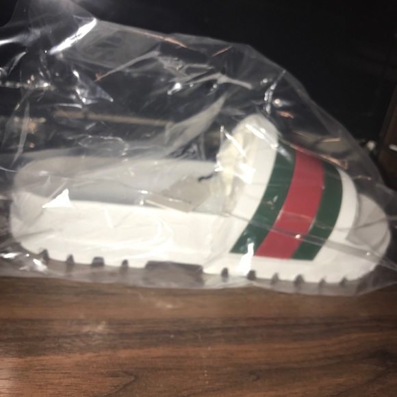 Gucci Slides/Flops main image 8